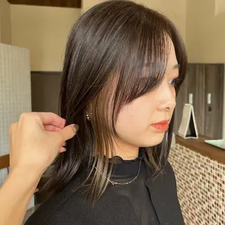 ミディアム カラー 中村 友香のヘアスタイル