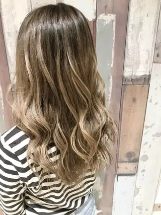 ミディアム カラー 守屋 颯太のヘアスタイル