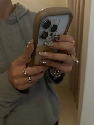 ネイル MIORA︎ マツエク×ネイルのネイルデザイン