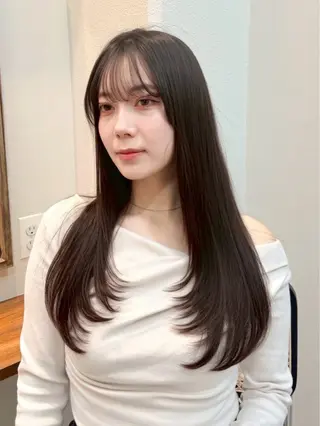 ロング 小林 美月  透明感カラーのヘアスタイル
