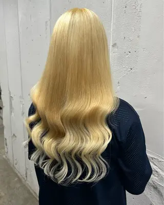 ミディアム カラー シールエクステの女神 🍑Momo🍑のヘアスタイル