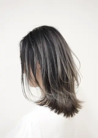 ミディアム カラー salon m ni サロンマーニ所属・久保田 一のヘアスタイル