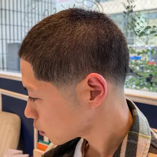 ショート メンズ 吉田 新平のヘアスタイル
