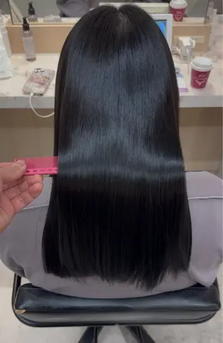 ロング ガレリアエレガンテ　サカエテン所属・田中俊　縮毛矯正 髪質改善のヘアスタイル