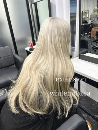 ロング カラー エクステ🩵ブリーチ 韓国ヘア🩵KAEのヘアスタイル