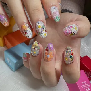 ネイル ネイルサロン 9Carats神田のネイルデザイン