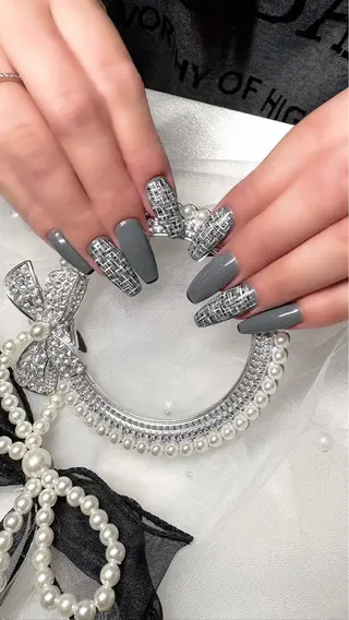 ネイル beauty salon  POISSON所属・SAYUKI/韓国 /ワンホン/キラキラのネイルデザイン