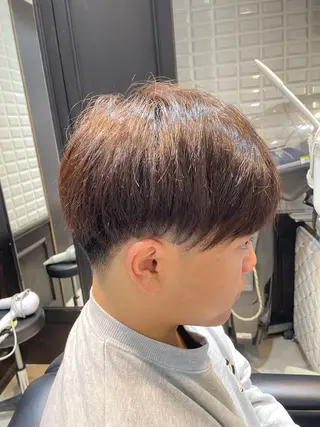 ショート メンズ 波巻き、ツイスト パーマモデル募集中のヘアスタイル