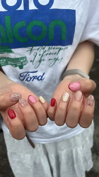ネイル nailsalon　hue所属・小山 羽奈のネイルデザイン