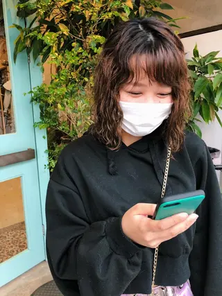 ミディアム パーマ パーマ/レイヤー 岩山丈一郎のヘアスタイル