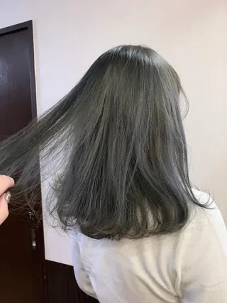 セミロング カラー a-o横浜所属・色落ちまでキレイに！ ！女性サロンのヘアスタイル