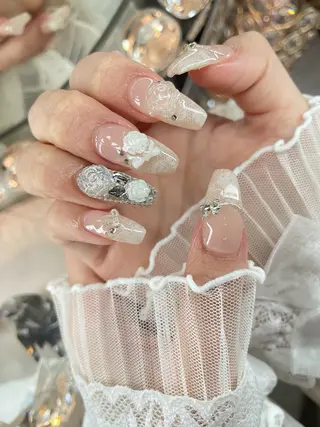 ネイル 23時まで❤︎韓国、 ワンホンネイルのネイルデザイン