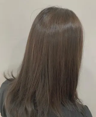 セミロング カラー 脱白髪染め美容師 竹内涼乃のヘアスタイル