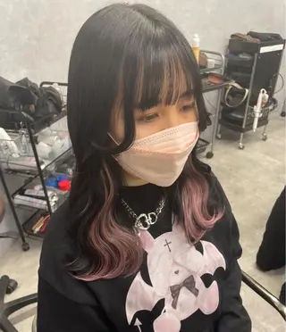 ミディアム Cielro【 シェイロ 】所属・Cielro/ダブル カラー/西田咲希のヘアスタイル