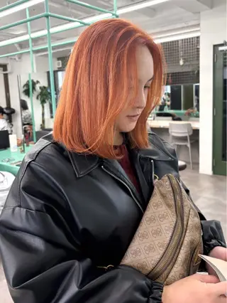 ミディアム Ⓜ︎iyu🌊/ハイ ライト/海外風カラーのヘアスタイル