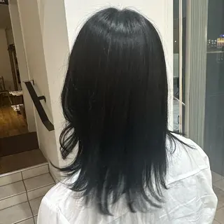 カラー 西澤 希のヘアスタイル