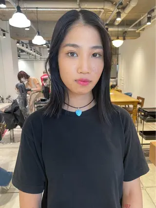 ミディアム カラー DUMBO 千歳船橋のヘアスタイル