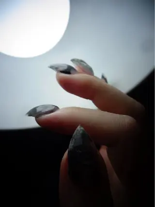 ネイル ニコネイル八王子店所属・永山 未蘭のネイルデザイン