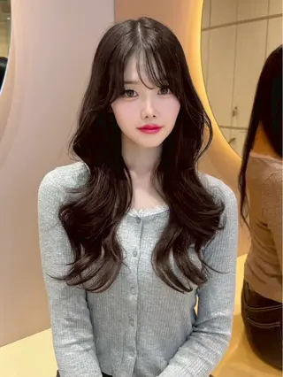 ロング ヘアアレンジ 美髪矯正🫧/ 吉田こうすけのヘアスタイル