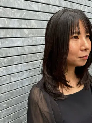 ミディアム 青木 裕のヘアスタイル
