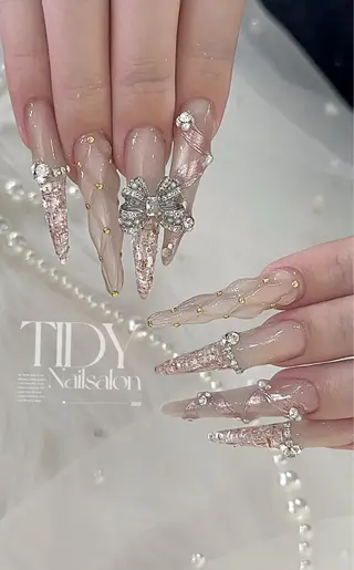 ネイル TIDY M&Mのネイルデザイン