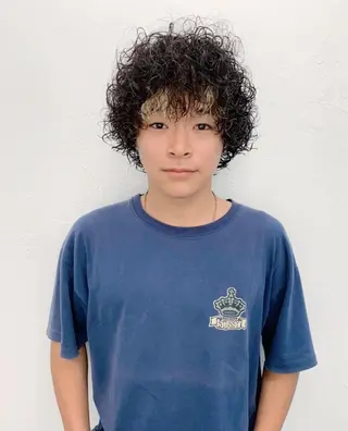 ショート カラー パーマ メンズ yiye 青山所属・無料カットモデル募集 🌱ひょうがのヘアスタイル