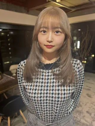 セミロング カラー ダブルカラー/ 透明感/SHISEIのヘアスタイル