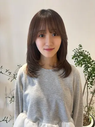 ミディアム カラー 透明感カラー/ レイヤーkotonoのヘアスタイル