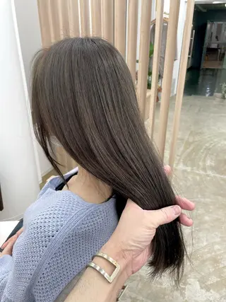 ロング カラー 色白に見える暗髪 梅田・増田のヘアスタイル