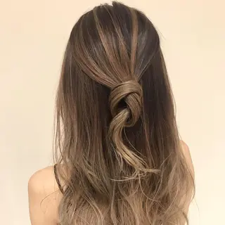 ミディアム カラー AMI Hair  supply所属・髪質改善カラー 韓国風レイヤーのヘアスタイル