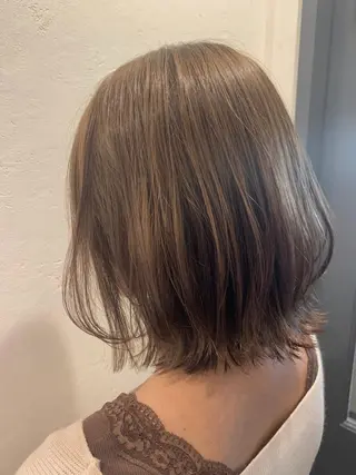 ミディアム Lond fleur 大宮  ロンドフルール所属・石畑結華 Lond店長のヘアスタイル