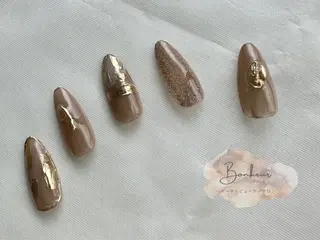 ネイル Bonheur 【ボヌール】のネイルデザイン