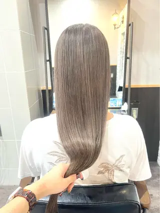 ロング カラー 透明感style 🌿 ASUKAのヘアスタイル