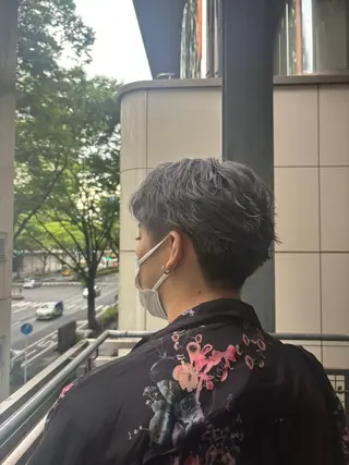 ショート カラー 堀合駿輔 パーマ /ショート/レイヤーのヘアスタイル