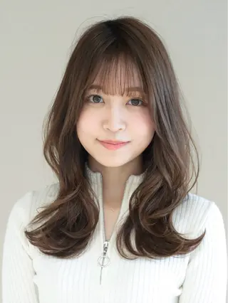 セミロング カラー 髙木美緒🌿 レイヤー/アレンジのヘアスタイル