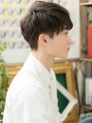 メンズ 透明感カラー✨ よしの じろうのヘアスタイル