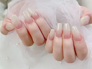 ネイル ネイルサロンエクラ 🫧Shizukaのネイルデザイン