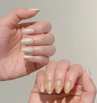 ネイル 高木 維麗絲のネイルデザイン