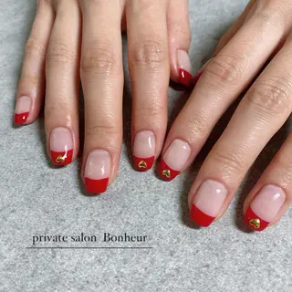 ネイル BONHEUR Annaのネイルデザイン