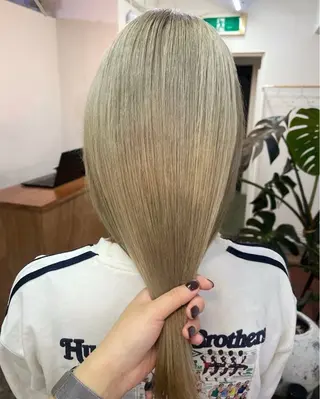 ミディアム カラー ハイトーン/心斎橋/ honomiのヘアスタイル