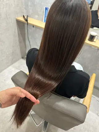 カラー miyon京都烏丸所属・山本 竜輔のヘアスタイル