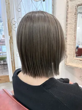ミディアム fio マナミのヘアスタイル