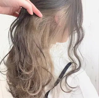 ロング カラー 渋谷:インナーカラー ／🍒エリカ🍒のヘアスタイル