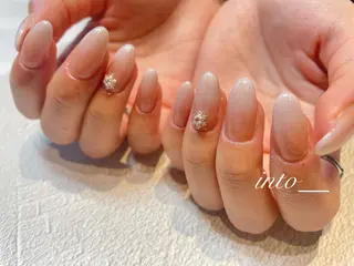 ネイル 本町ネイルサロン into_ ぬーのネイルデザイン