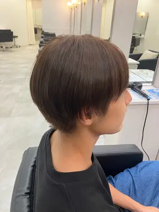 ショート 冨江 弘貴のヘアスタイル