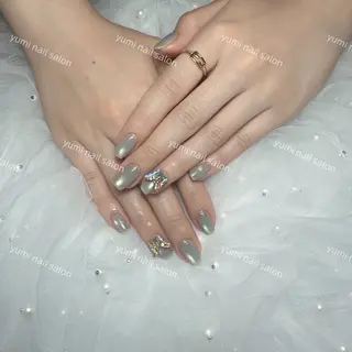 ネイル shineジェル& チップ長さだしのネイルデザイン