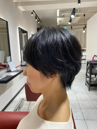 ショート equri×SHISEIDO所属・下田 希/レディースカットのヘアスタイル