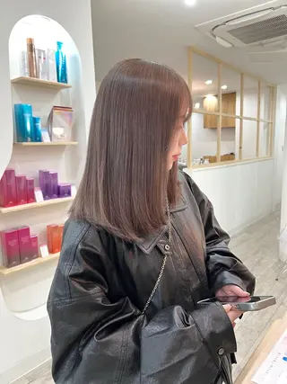 セミロング カラー TOKI mahoのヘアスタイル