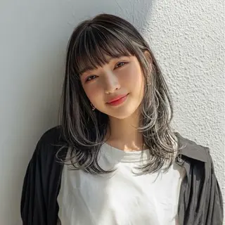 ミディアム ハガ コトコのヘアスタイル