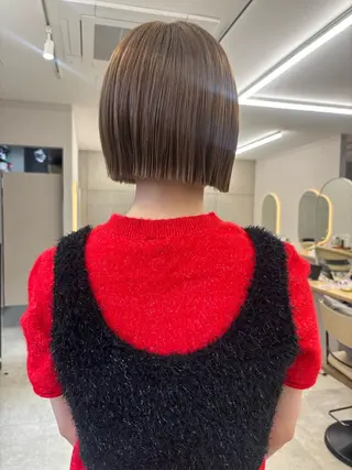 ショート ボブ特化型美容師/赤 み消しカラー/ももかのヘアスタイル